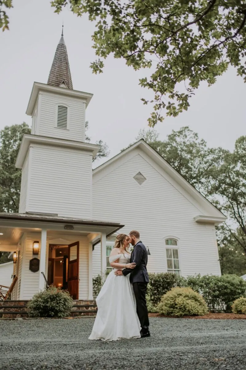 Small Gatherings, Profound Grace: How Intimate Celebrations Are Transforming Formal Fashion